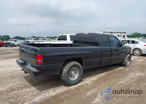 1999 Dodge Ram 2500 St z USA, uszkodzony, nr VIN 1B7KC23W4XJ588355